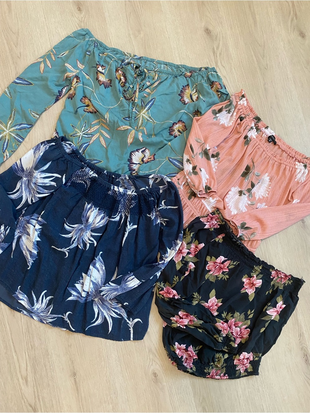 Set of 4 Floral Off-Shoulder Tops